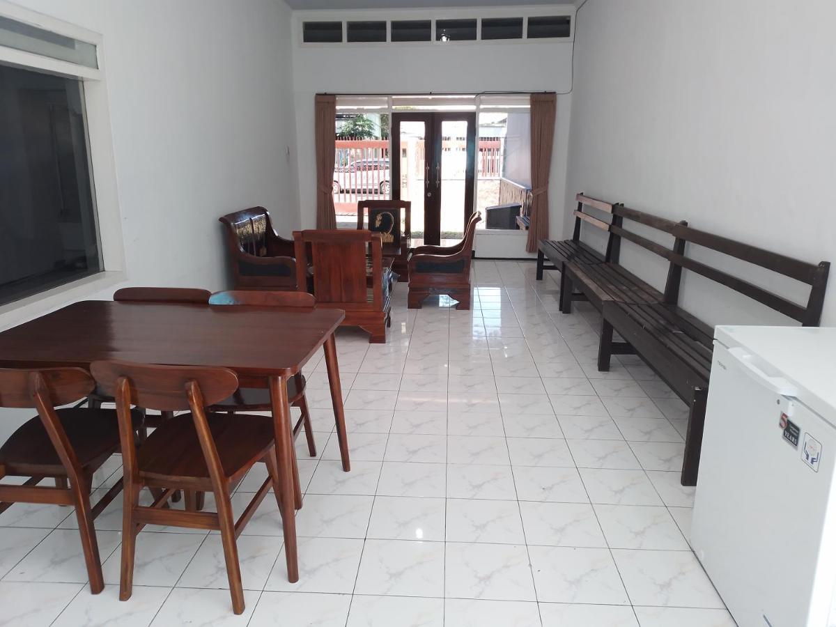 Welirang 20B Homestay - Max 2 Orang Per Kamar Malang Bagian luar foto